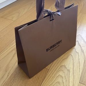 Burberry paper bag